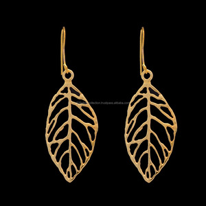 ต่างหูทอง18K แบบกำหนดเองเครื่องประดับแฟชั่นสไตล์คลาสสิกสำหรับปาร์ตี้ของขวัญงานหมั้นทำจากทองเหลือง - Product Image 2