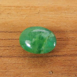 พลอยมรกตซาโกต้าธรรมชาติ ทรงรี 13x9 มม. แบบคาโบชอง 5.50 กะรัต สีเขียว สำหรับแฟชั่นอินเดีย - Product Image 2