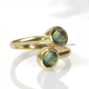 Bagues en pierres précieuses Labradorite en argent sterling 925 faites à la main beaux bijoux de mode plaqués or pour les mariages et les fêtes - Product Image 1