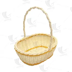 Vietnam rattan basket with handle wholesales from Indochina/Rattan fruit and gift basket