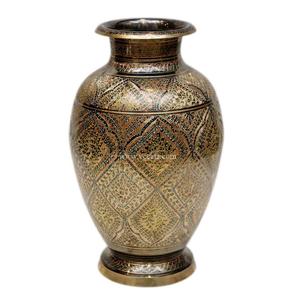 Olla Artesanal de Latón. Olla Caliente de Madera con Trabajo en Latón por Artesanos Pakistaníes. - Product Image 2