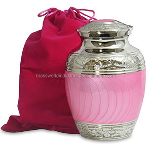 Urna Funeraria para Adultos de Latón Rosa Estilo Americano Modelo FU-15 de Brassworld India Calidad Premium - Product Image 2