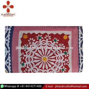 Courtepointes en coton design avec appliques, vente en gros - Product Image 3