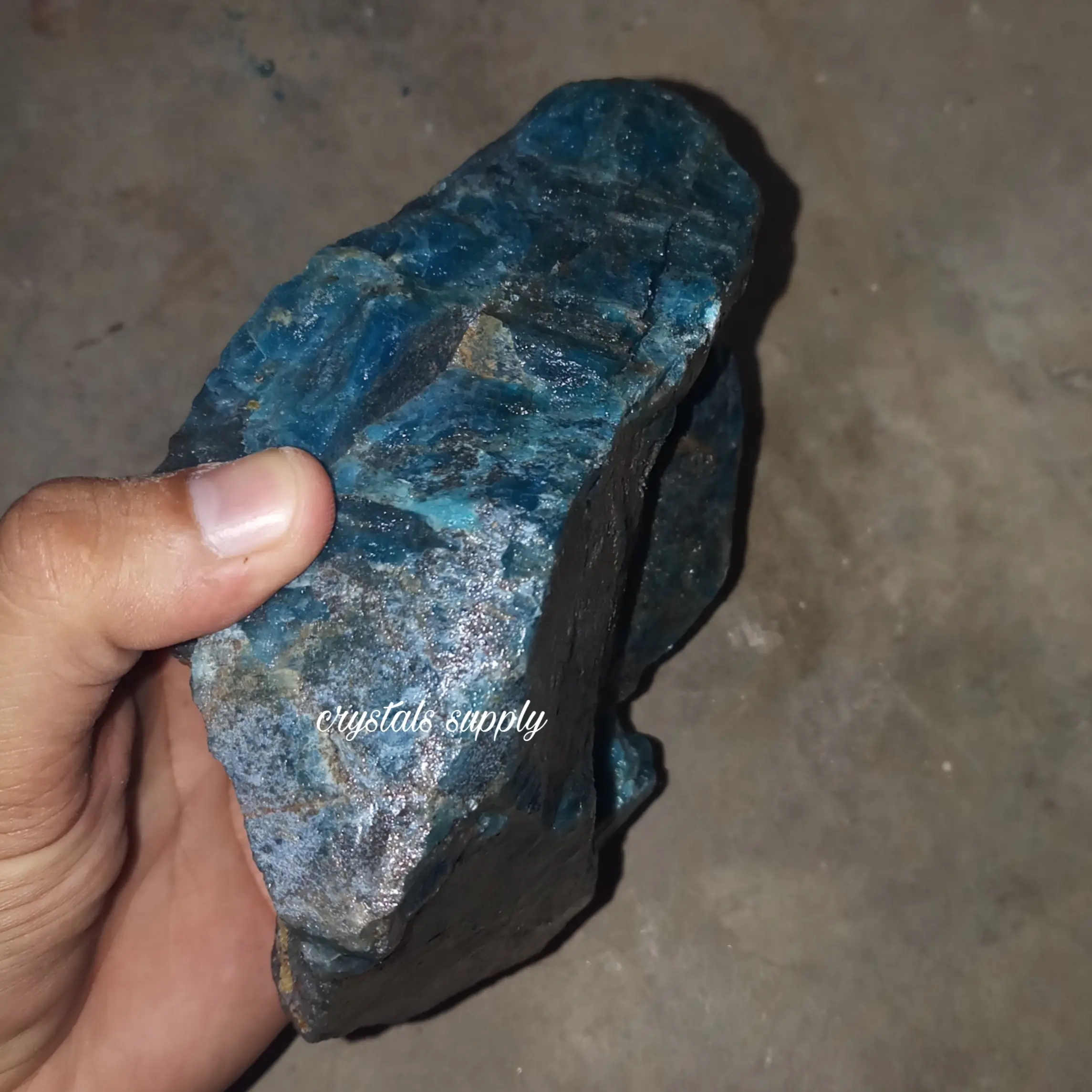 Piedra de apatita Natural áspera, al por mayor, rocas de apatita crudas: Natural, áspera: rocas y minerales al por mayor
