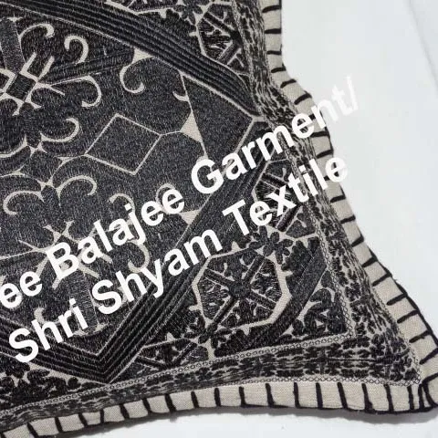 インドのスザーニエスニックヴィンテージクッションカバー刺Embroideryブラック & ブライト刺Embroideredスロー枕装飾枕ソファスロー