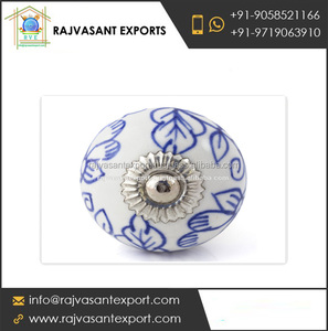 ลูกบิดประตูเซรามิกสีทองใหม่,มือจับตู้แฟนซีมือจับตู้สไตล์ตะวันตกสำหรับดึงเฟอร์นิเจอร์รูปแท่ง - Product Image 2