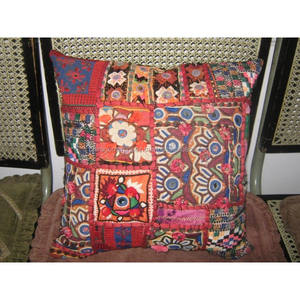 Housse de coussin en coton Kantha de qualité supérieure personnalisable écologique moderne simplicité à la main brodé motif tissé hôtel - Product Image 6