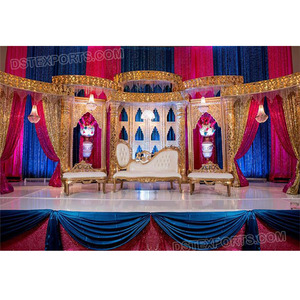 Decoración Dorada para Escenario de Nikah Musulmán, Escenario de Walima Musulmán con Panel Mehrab, Impresionantes Pilares Dorados, Escenario de Boda - Product Image 1