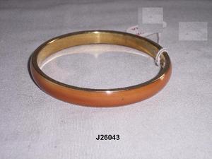 Résine de haute qualité sur laiton indien os bijoux couleur personnalisée maison bracelets décoratifs à la mode os incrustation Bracelets - Product Image 2