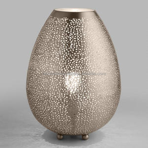 Lámpara de mesa de alambre de cobre moderna - Product Image 2