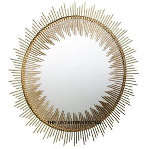 Miroir mural de style moderne fait à la main, acier de haute qualité, verre, finition dorée, luxe, élégant, décorations pour la maison et les restaurants - Product Image 1
