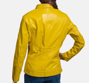 Chaqueta de piel de oveja auténtica para mujer, abrigo de invierno hecho a medida con diseño de logotipo elegante - Product Image 4