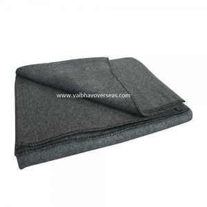 Precio directo de fábrica Avior Industries India Alta calidad Tamaño personalizado 50% Contenido de lana Gris Calentado Mantas de lana de invierno Hospital - Product Image 2