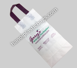 Bolsas de plástico de alta calidad con asas tipo lazo/bolsas con asas tipo lazo/bolsas con asas suaves fabricadas en Vietnam. - Product Image 2
