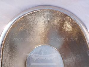 Baignoire design moyenne en cuivre antique sur pattes avec pieds en laiton autoportants finition nickel martelé pour salle de bain pour adultes - Product Image 6