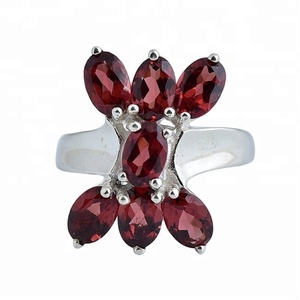 925พลอยโกเมนสีแดงทรงรีแหวนเงินสเตอร์ลิงประดับด้วยแหวนชุบเงินแหวนแฟชั่นสำหรับผู้หญิง - Product Image 1