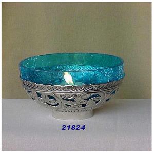 Bougeoir LED décoratif de lanterne de photophore en verre bleu de conception de relief d'argent - Product Image 1