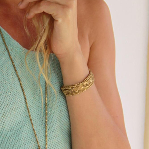 Bracelet tendance en perles dorées - Bracelet en argent à perles empilables - Product Image 1