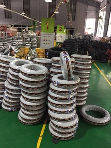 PNEU DE MOTO 100/80/14 FABRIQUÉ AU VIETNAM KM1122 - Product Image 4