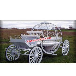 Carruaje de caballos de Cenicienta, diferentes bodas, color blanco e inglés - Product Image 1