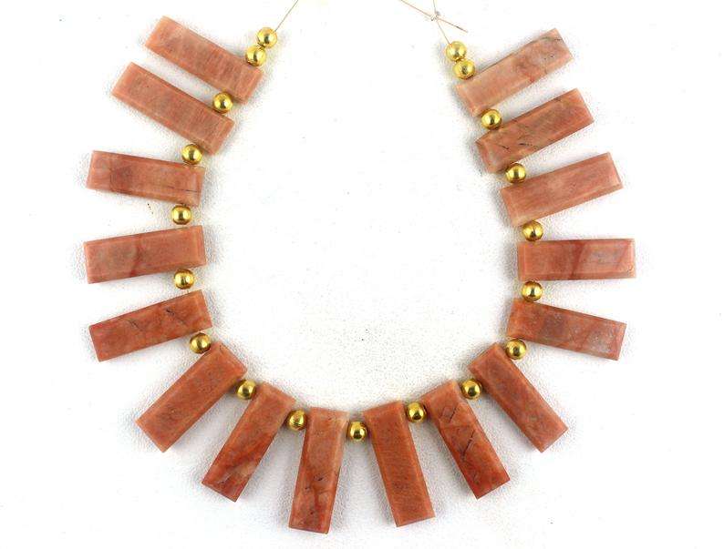 สีส้มอ่อน