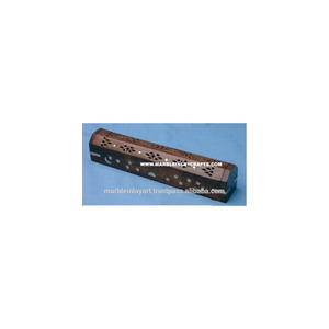 Porta Incienso de Madera Tallada - Product Image 1