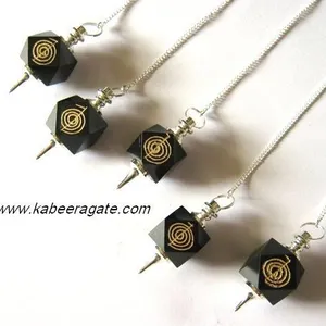 Vente en gros de pendules de Reiki Cho Ko en agate noire avec chaîne Sier, pierres précieuses gravées à 7 chakras, style pour l'amour, équilibre des chakras - Product Image 1
