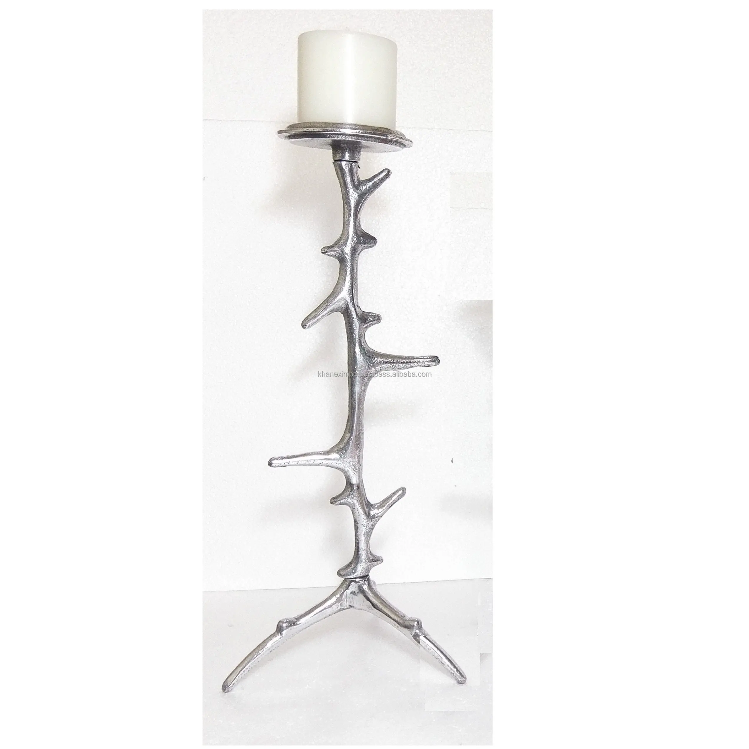 Aluminium Metal Pillar Holder New Tree Style Candle Stand Candelabra 3 Legs Beautiful Candle Holder Customised Polish Finish