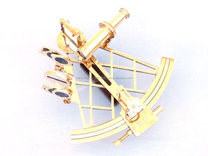 Boussole nautique maritime antique Sextant Instruments astrolabe marin vintage avec boîte en bois par Calvin Handicraft - Product Image 4