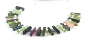 Forme de crayon attrayante pierre précieuse en vrac tourmaline multicolore rugueuse naturelle matière première de haute qualité pour la fabrication de bijoux - Product Image 4