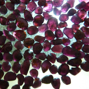 
 
 
 Venta al por Mayor de Piedras Preciosas Sueltas de Granate Rodolita Púrpura Natural de 8-10 mm |   Peso Personalizable |   Certificado por Terceros |   Para Je - Product Image 5