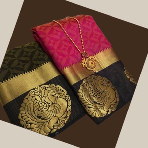Sari de mariage indien exclusif de créateur - Product Image 2