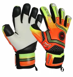 Gants de gardien de but professionnels Gk Saver taille adulte avec paume en mousse de latex allemande épaisseur 4 mm, impression de logo, OEM disponible - Product Image 1
