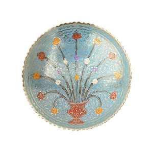 Cuenco decorativo de latón plateado hecho a mano, con diseños en relieve, fabricante al por mayor, regalo de Metal y artesanías - Product Image 1