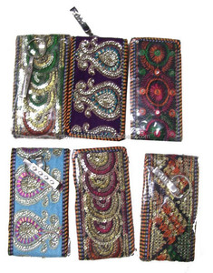 กระเป๋าผ้าแคนวาสและผ้าไหมทำมือลายปักที่เป็นมิตรต่อสิ่งแวดล้อมดีไซน์พื้นเมืองสำหรับการเดินทาง - Product Image 2