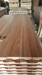 Planches de bois sciées en bois massif Balau S4S rouge de qualité supérieure Style de conception industrielle Bois habillé pour une application en entrepôt - Product Image 6