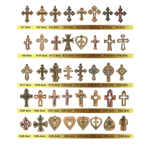 Collar con colgante tallado en madera de oliva, de bethlehem - Product Image 3