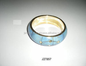 กำไลฝังกระดูกไข่มุกฝังเพชรสไตล์ศาสนาสีฟ้าอ่อนสำหรับผู้หญิงกำไลฝังลายกระดูกฐานทองเหลือง - Product Image 2