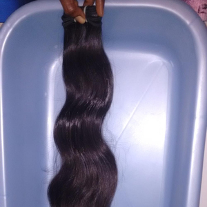 Extensiones de cabello virgen Remy 100% del vendedor del templo indio, cabello humano natural suelto de estilo de onda profunda natural crudo de la India - Product Image 3