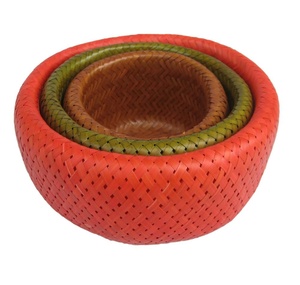 Paniers de rangement tissés en bambou colorés Paniers de fruits gigognes pour usage en cuisine - Product Image 1