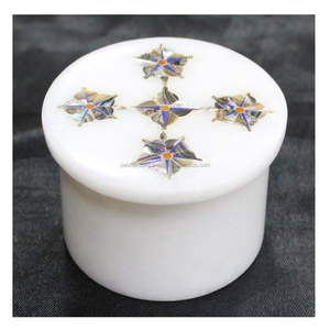 Boîte à bijoux ronde en marbre blanc avec incrustations de fleurs, design attrayant, idéale pour les cadeaux d'affaires - Product Image 1