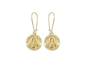 El pendiente de gancho de moneda de Jesús es una pieza de joyería única y simbólica con significado religioso y estilo moderno - Product Image 1