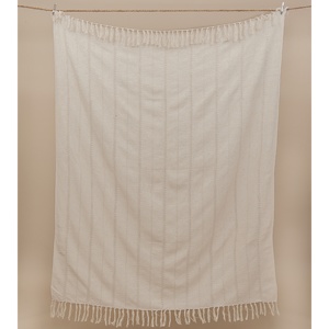 Wholesale Summer Fashion Cotton Knitted Blanket Cheap Soft White Throw Blanket White Throw at best price - Product Image 2