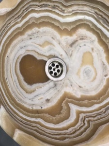 อ่างล้างหน้าทรงกลมหินอ่อนสีดำ Onix รุ่นรักษ์โลก สำหรับใช้ในห้องน้ำที่บ้าน - Product Image 3