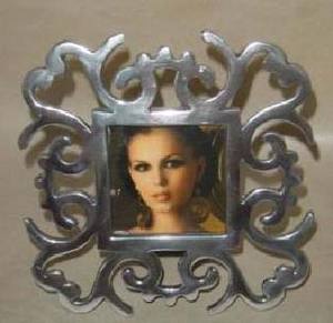 Cadre photo de luxe en aluminium poli 5x7 pour décoration de mariage et de restaurant d'hôtel à la maison et utilisation de cadeaux - Product Image 3