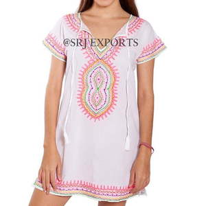 Robe tunique courte pour femmes, style moderne, usage quotidien pour adultes, 100% coton, broderies à la main spectaculaires, col en V, franges, vêtements de plage - Product Image 1