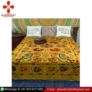 Indio proveedor de oro indio bordado Suzani colgando de la pared de cama tapiz - Product Image 2