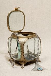 New Design Bevelled <b>Glass</b> Brass <b>Jewelry</b> <b>Box</b> Handmade for Elegant Storage and Decoration - Product Image 4