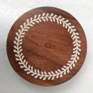 Ensemble de 4 sous-verres en bois, design Antique, gravure laser, Nature, palette en bois, personnalisé - Product Image 2