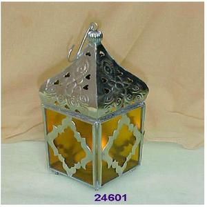 เชิงเทียนแขวนผนังทองเหลืองสีเงินพร้อมโคมไฟแก้วสีเหลือง - Product Image 1